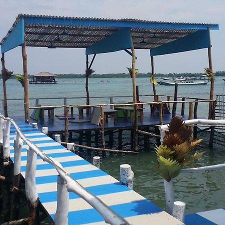 Blue Coral Homestay Каримунджава Екстериор снимка