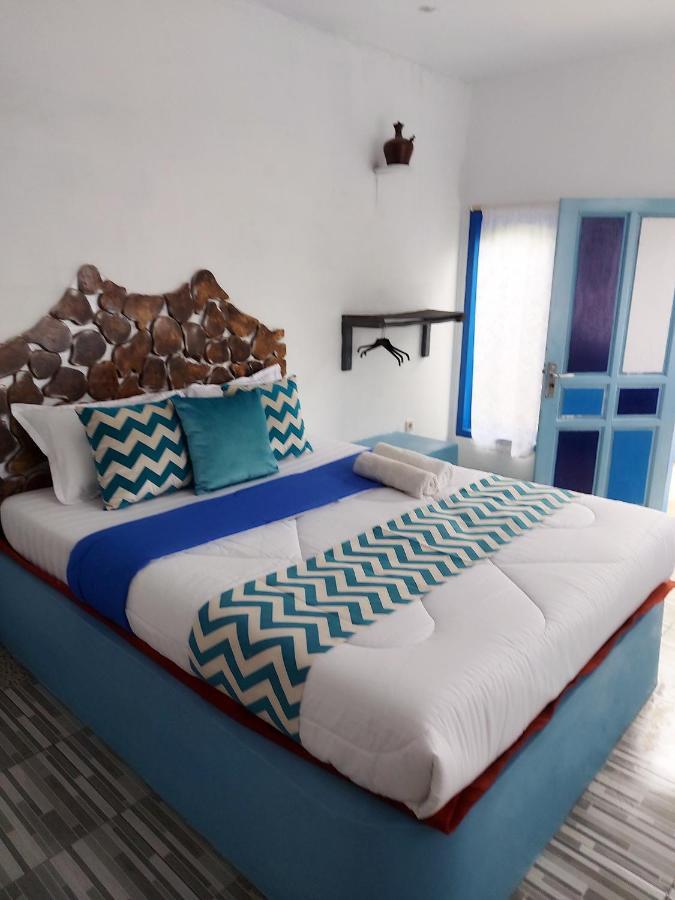 Blue Coral Homestay Каримунджава Екстериор снимка