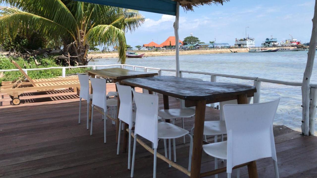 Blue Coral Homestay Каримунджава Екстериор снимка