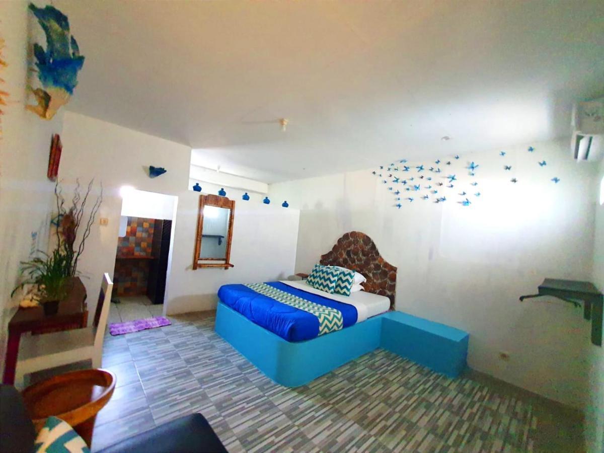 Blue Coral Homestay Каримунджава Екстериор снимка