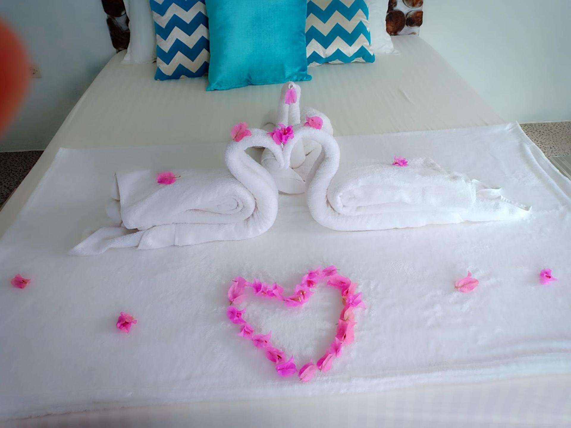 Blue Coral Homestay Каримунджава Екстериор снимка