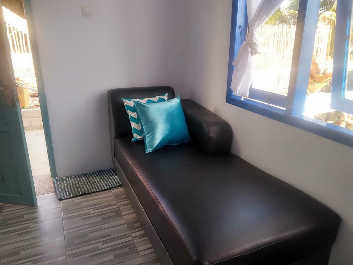 Blue Coral Homestay Каримунджава Екстериор снимка