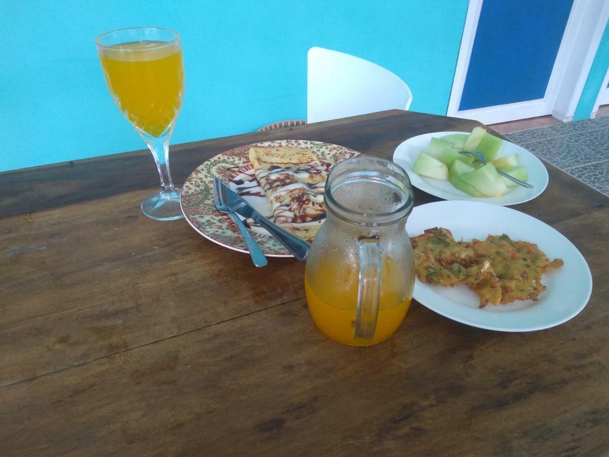 Blue Coral Homestay Каримунджава Екстериор снимка