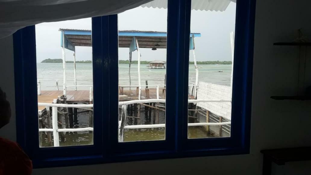Blue Coral Homestay Каримунджава Екстериор снимка